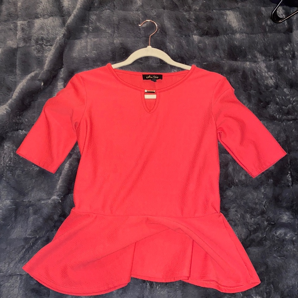 Peach Size Small Peplum Top